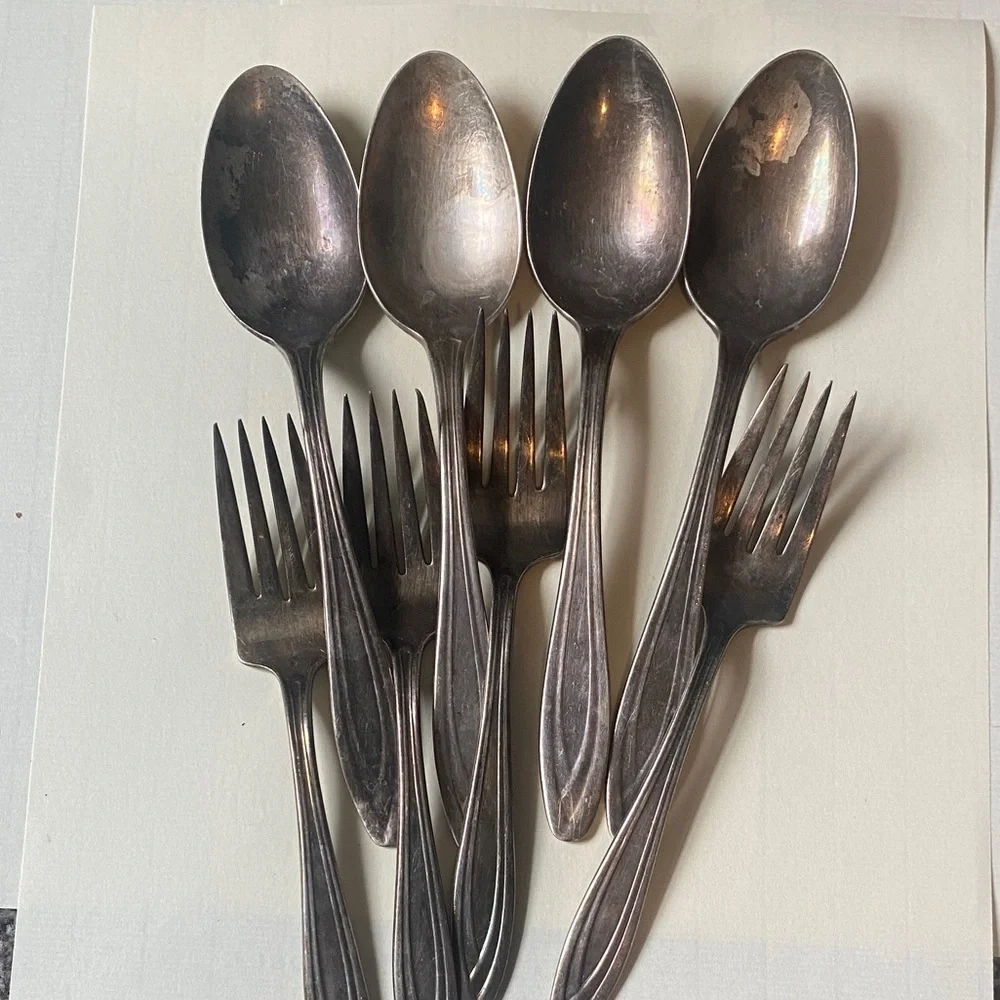 Vintage 1847 Rogers Bros Silverware Spoons & Forks Replacement Set 8